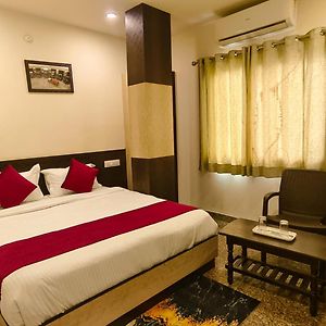 Hotel Rajputana Palace Udaipur